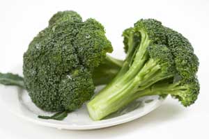 El brócoli te ayuda a controlar tus niveles de estrógenos.